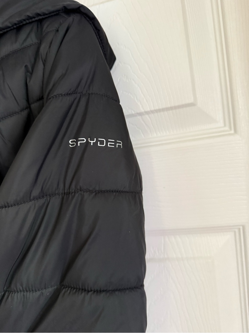 Spyder Women's Warm Black Hooded Quilted Puffer Jacket Coat Size Small - Picture 6 of 9